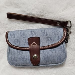 EUC Dooney & Burke Wristlet